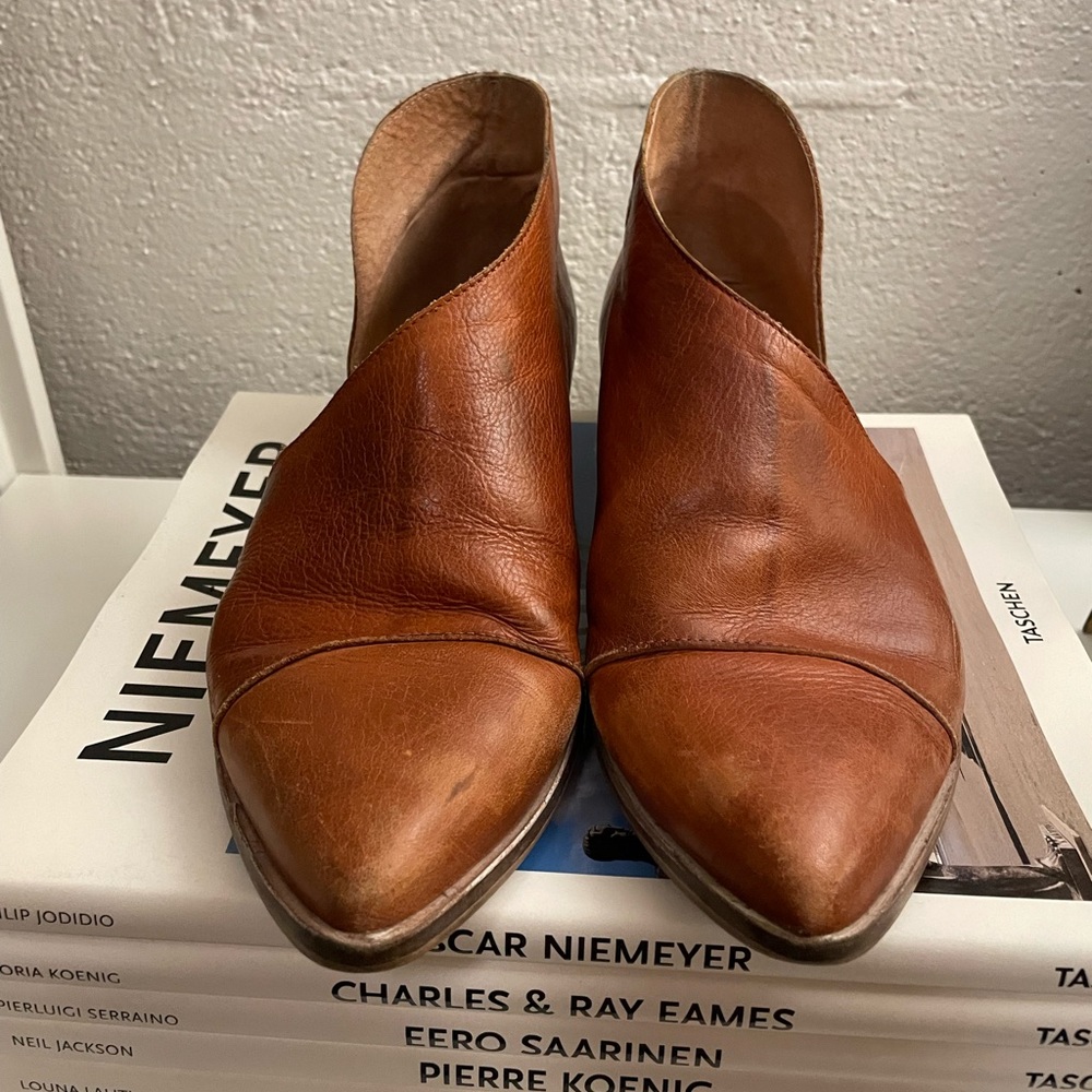 Free People Royale Flats Whiskey Sz 37